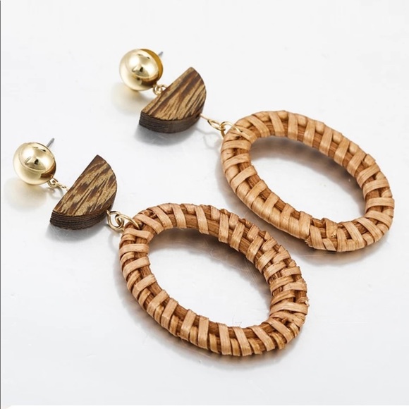 Jewelry - Wooden Straw Weave Rattan Braid Drop Earrings